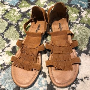 Bohemian tassel moccasins sandle